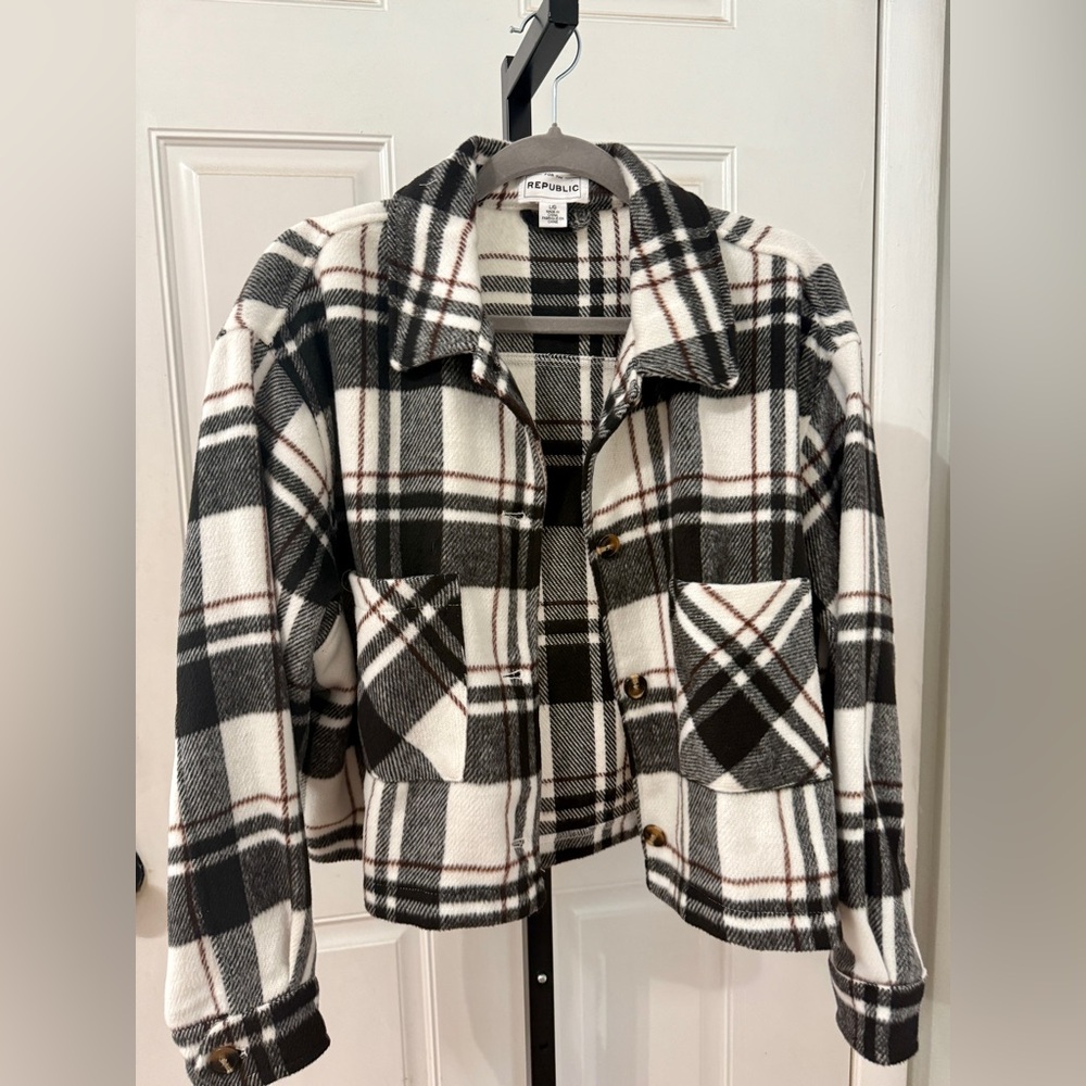 For The‎ Republic Black and White Plaid cropped Jacket